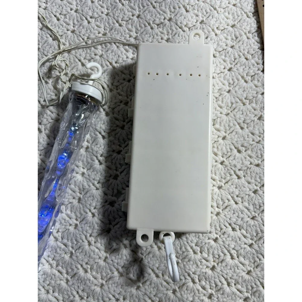 Vintage  LED Icicle Christmas 12” Lights 1 Strand Of 5 Requires 4 D Batteries